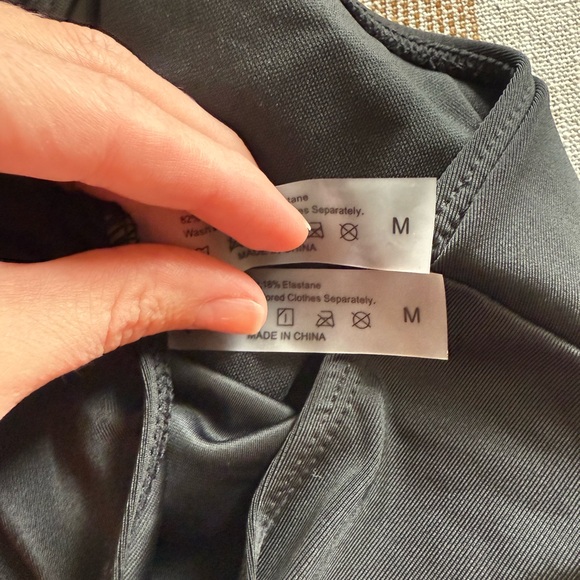 Black Ruffled Bikini Set - Picture 4 of 4